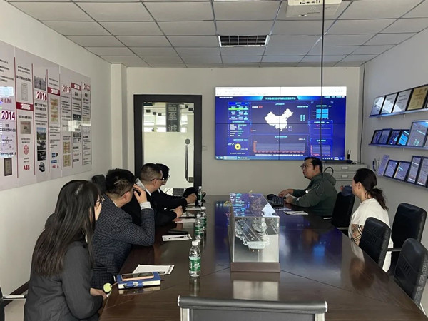 共謀未來！中國移動（河南）副總經(jīng)理李頡蒞臨泰斯特進(jìn)行考察交流！